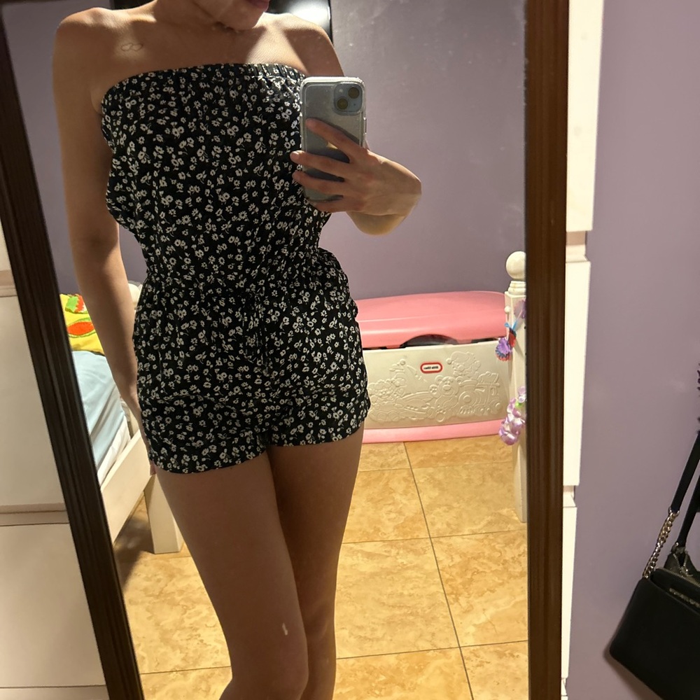 Forever 21 size small romper
